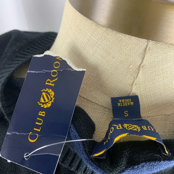 Sweater - Picture 3 of 3